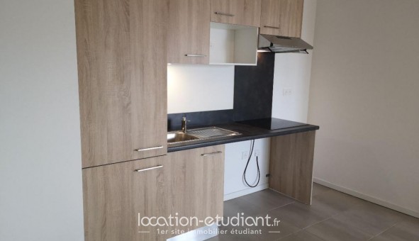 Logement tudiant T3 à Cenon (33150)