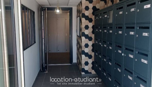 Logement tudiant T3 à Crons (33720)