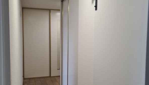 Logement tudiant T3 à Cessy (01170)