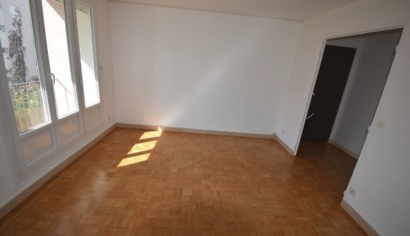 Logement tudiant T3 à Challuy (58000)