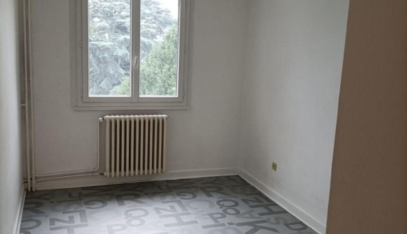 Logement tudiant T3 à Chamalires (63400)