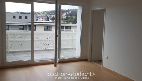 Logement �tudiant T3 &agrave; Chamali�res (63400)