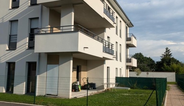 Logement tudiant T3 à Chambles (42170)
