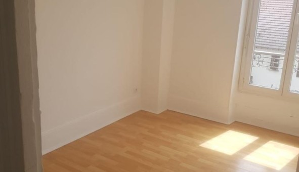 Logement tudiant T3 à Chamigny (77260)