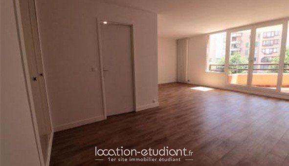 Logement tudiant T3 à Champs sur Marne (77420)