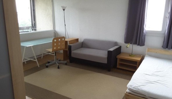 Logement tudiant T3 à Champs sur Marne (77420)