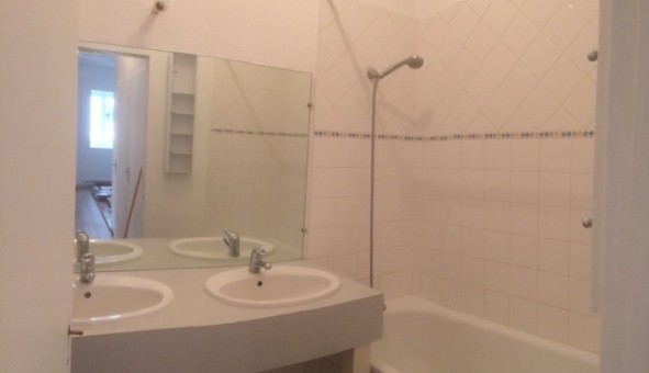 Logement tudiant Location T3 Vide Chandon (42190)