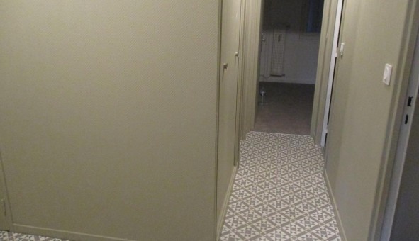 Logement tudiant T3 à Chanteau (45400)