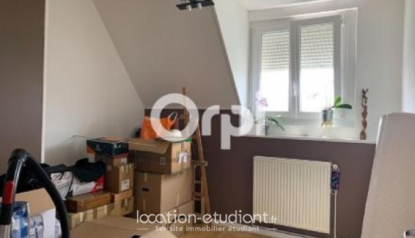 Logement tudiant T3 à Charmes (02800)