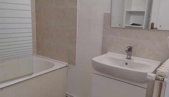 Logement tudiant T3 à Chartres (28000)