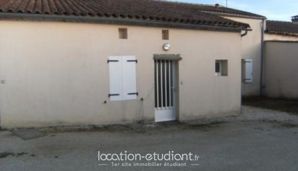Logement tudiant Location T3 Vide Chasseneuil sur Bonnieure (16260)
