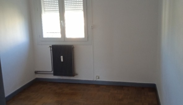 Logement tudiant T3 à Chteaudouble (83300)