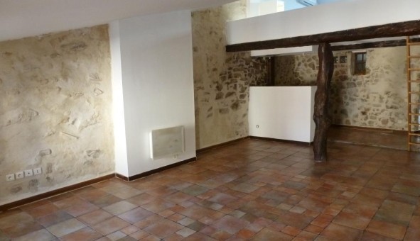 Logement tudiant T3 à Chteaudouble (83300)