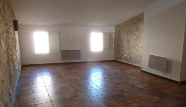 Logement tudiant T3 à Chteaudouble (83300)
