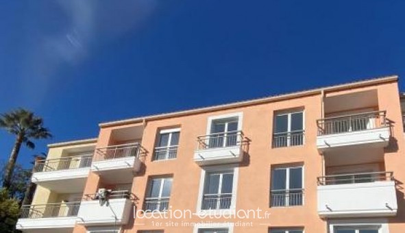 Logement tudiant T3 à Chteauneuf Grasse (06740)