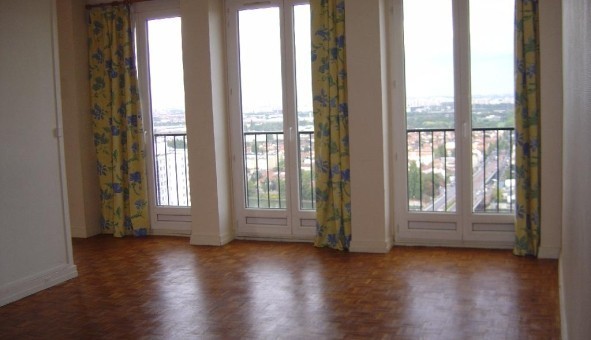 Logement tudiant T3 à Choisy le Roi (94600)