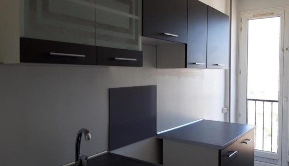 Logement tudiant T3 à Choisy le Roi (94600)