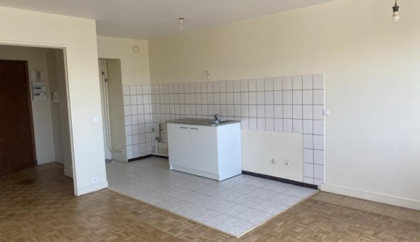 Logement tudiant T3 à Choisy le Roi (94600)