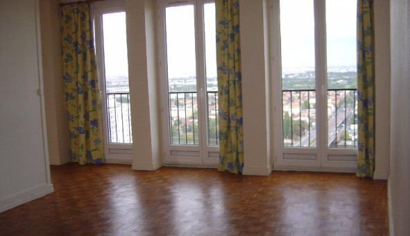 Logement tudiant T3 à Choisy le Roi (94600)