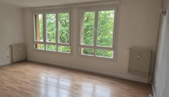 Logement tudiant Location T3 Vide Clamart (92140)