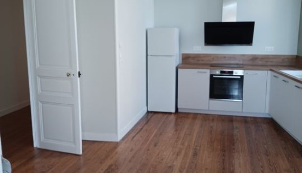 Logement �tudiant T3 &agrave; Collemiers (89100)