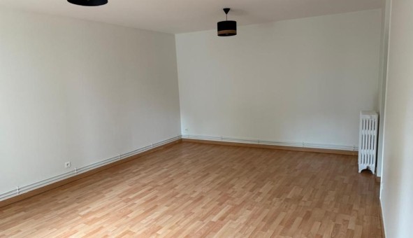 Logement tudiant T3 à Colombes (92700)
