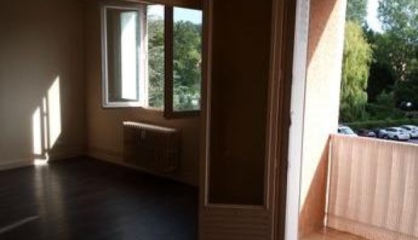 Logement tudiant T3 à Communay (69360)