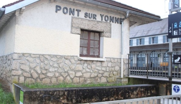 Logement �tudiant T3 &agrave; Compigny (89140)