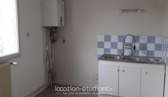 Logement tudiant T3 à Continvoir (37340)