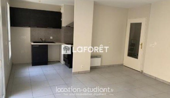 Logement tudiant T3 à Corbeil Essonnes (91100)