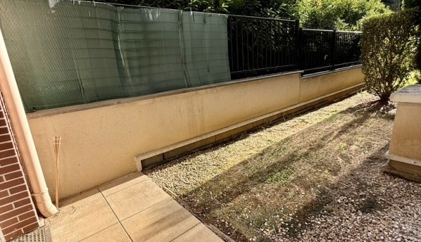Logement tudiant T3 à Corbeil Essonnes (91100)
