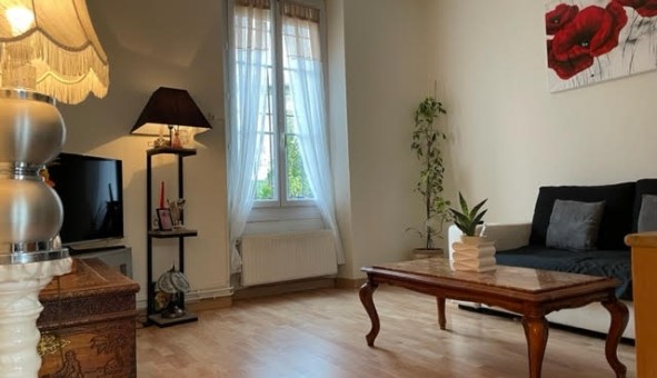 Logement tudiant Location T3 Vide Corbeil Essonnes (91100)