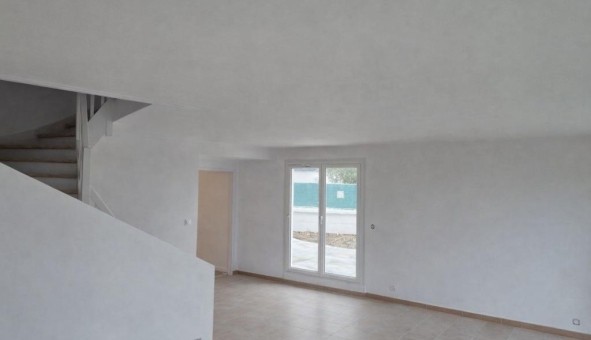 Logement �tudiant Location T3 Vide Coubron (93470)