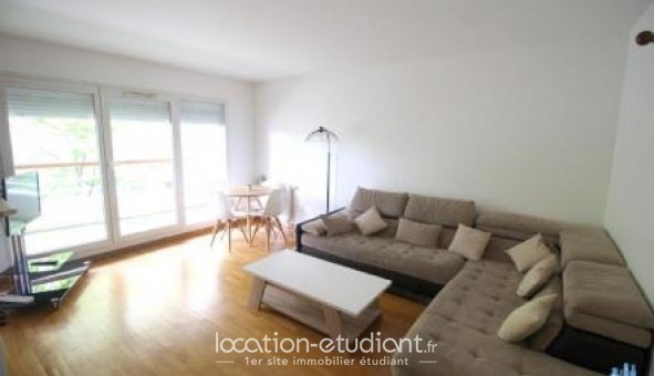 Logement tudiant T3 à Courbevoie (92400)