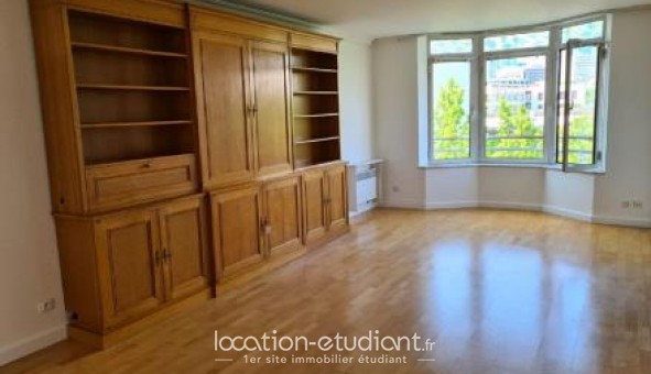 Logement tudiant T3 à Courbevoie (92400)