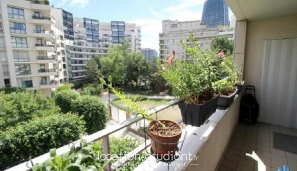 Logement tudiant T3 à Courbevoie (92400)