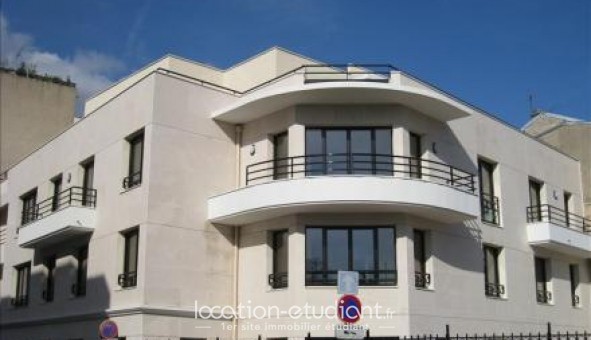 Logement étudiant T3 à Courbevoie (92400)