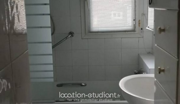 Logement tudiant T3 à Courbevoie (92400)