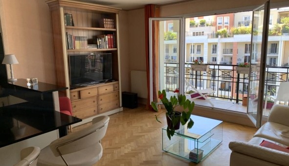 Logement tudiant T3 à Courbevoie (92400)