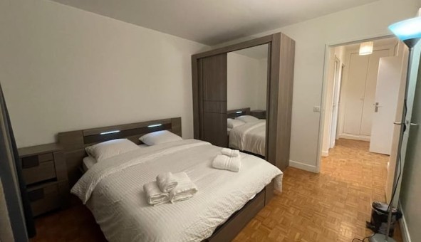 Logement tudiant T3 à Courbevoie (92400)