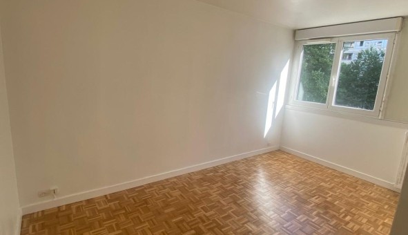 Logement tudiant T3 à Courbevoie (92400)