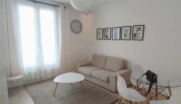 Logement tudiant Location T3 Vide Courbevoie (92400)