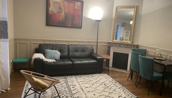 Logement �tudiant Location T3 Vide Courbevoie (92400)