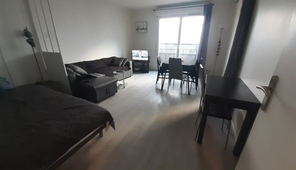 Logement �tudiant T3 &agrave; Courbevoie (92400)
