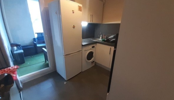 Logement �tudiant T3 &agrave; Courbevoie (92400)