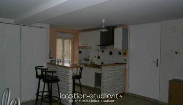 Logement tudiant Location T3 Vide Cours la Ville (69470)