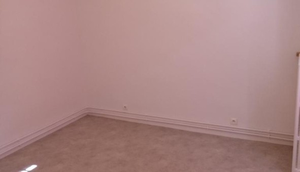 Logement tudiant T3 à Courson les Carrires (89560)