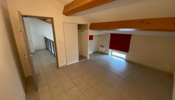 Logement �tudiant T3 &agrave; Courth�zon (84350)