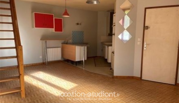 Logement tudiant T3 à Courzieu (69690)