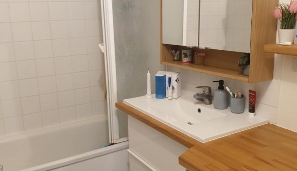 Logement tudiant T3 à Crteil (94000)